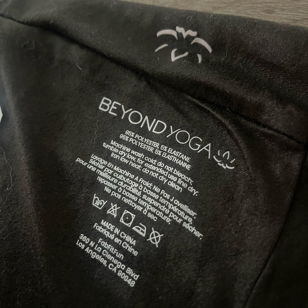 Beyond Yoga Black Infinity Scarf